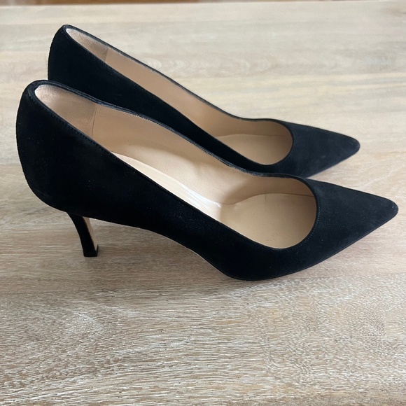 Manolo Blahnik Black Heels - Picture 4 of 16